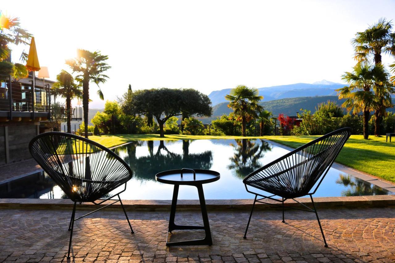 Das Panorama Designhotel Caldaro Exterior foto